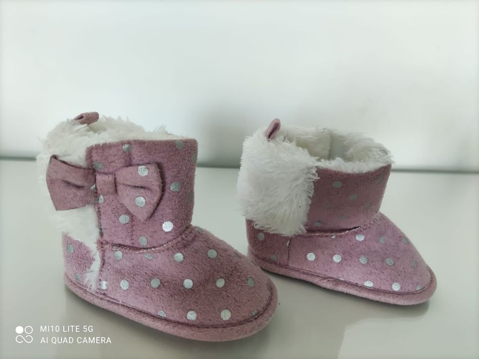 Botas - Tamanho 16-17