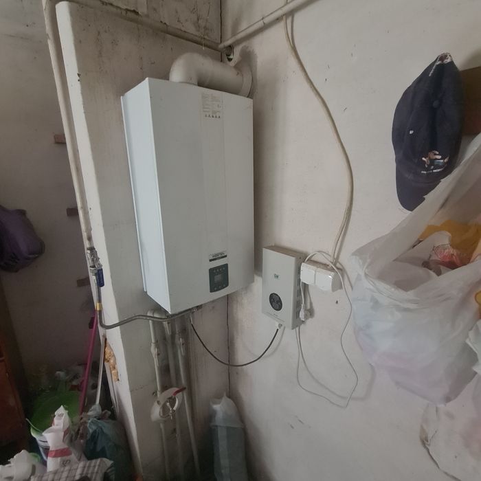 Продається 4-ьох кімнатний будинок в м.Берегове