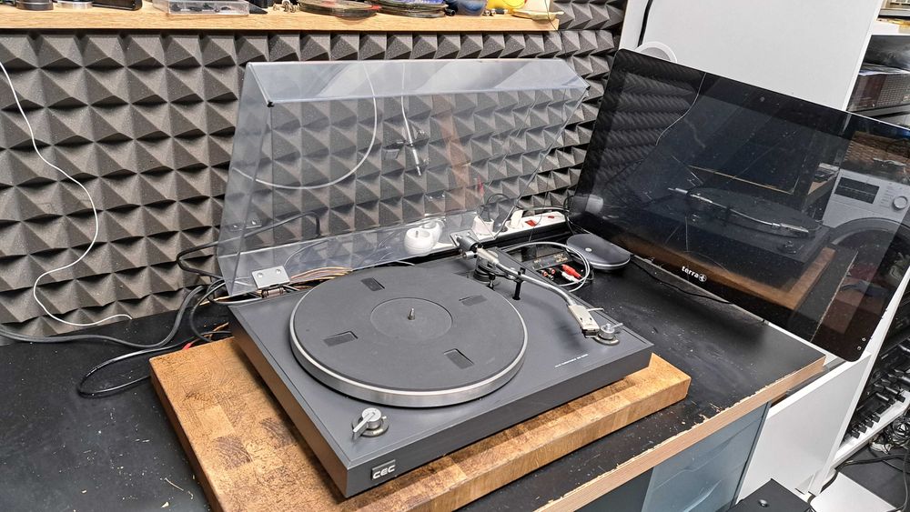 Gramofon Cec BD 3200 SHURE M75ED