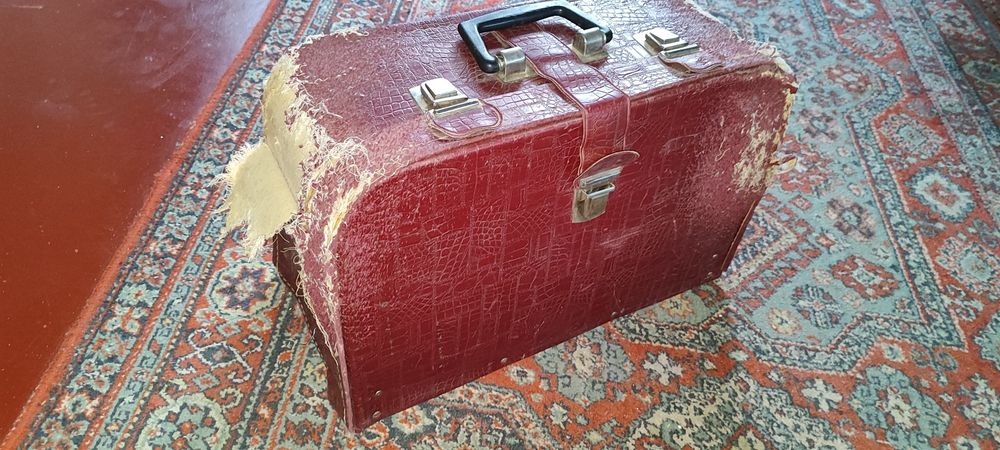 Швейна машинка Чайка-3