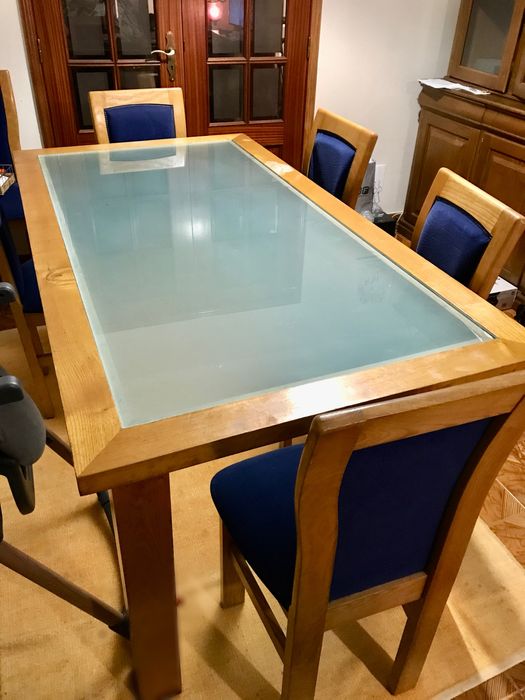Mesa pinho-mel vidro temperado + 8 cadeiras