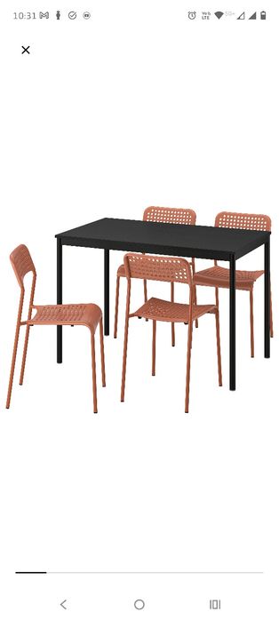 Mesa com cadeiras IKEA