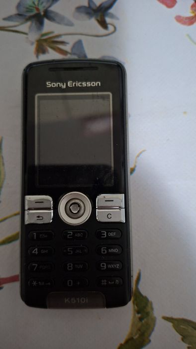 Telefon komórkowy Sony Ericsson K510i