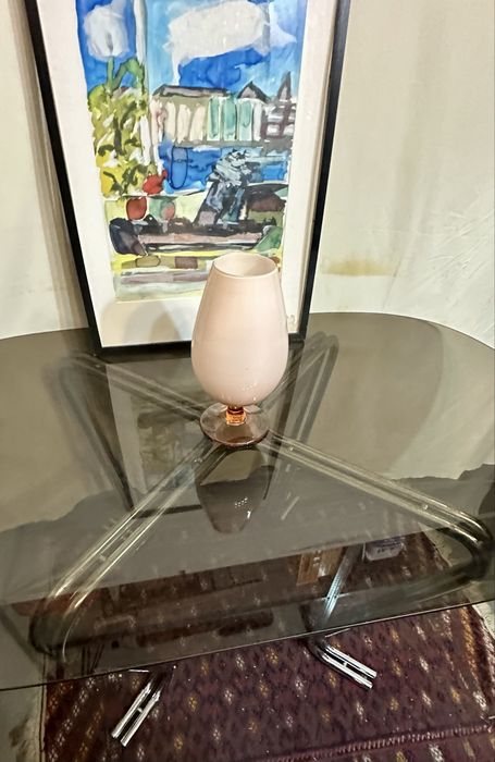 Mesa de Centro/Apoio Vintage Anos 70 – Vidro Fumado e Cromados