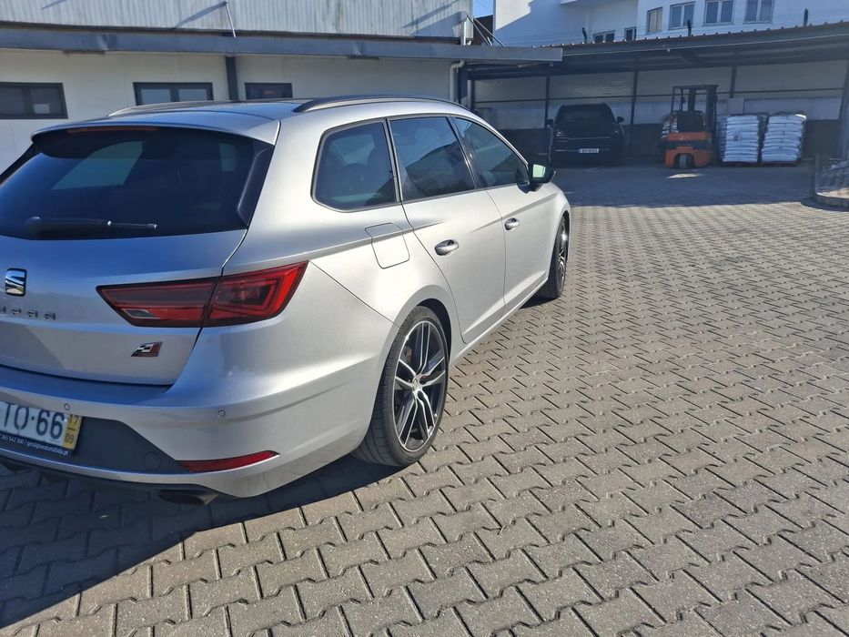 SEAT Leon ST 2.0 TSI Cupra 4Drive DSG S/S