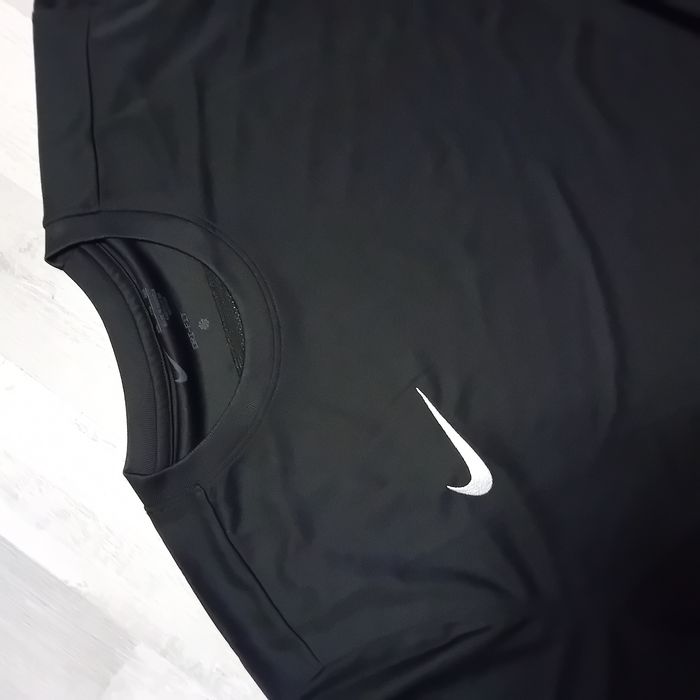 T-shirt męski nowy. Nike