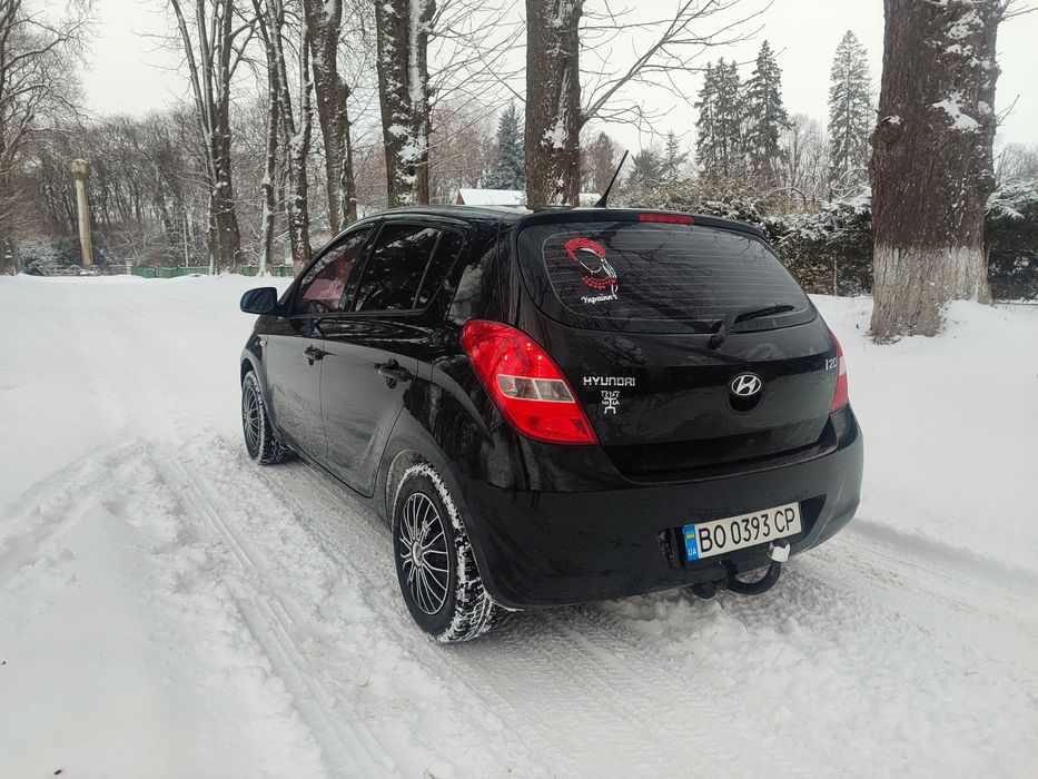 Продам  Hyundai i20 1.25 бензин