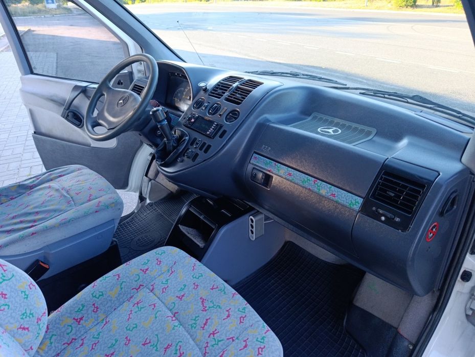 Продам Mercedes Vito пасажир 2.2 дизель.