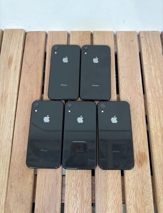 Iphone XR icloud на запчастини (дисплей, lcd, корпус, камера, акб, шлейф…)