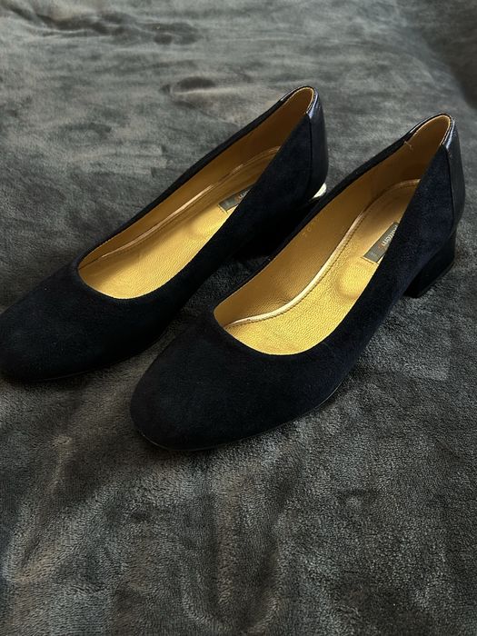 Замшеві темно-сині туфлі