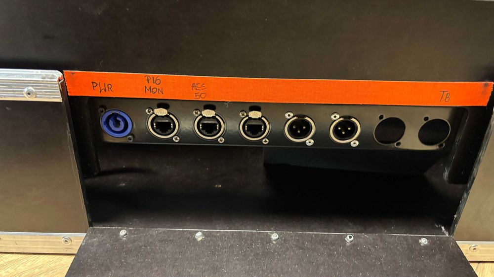 Midas M32C Mikser cyfrowy zestaw