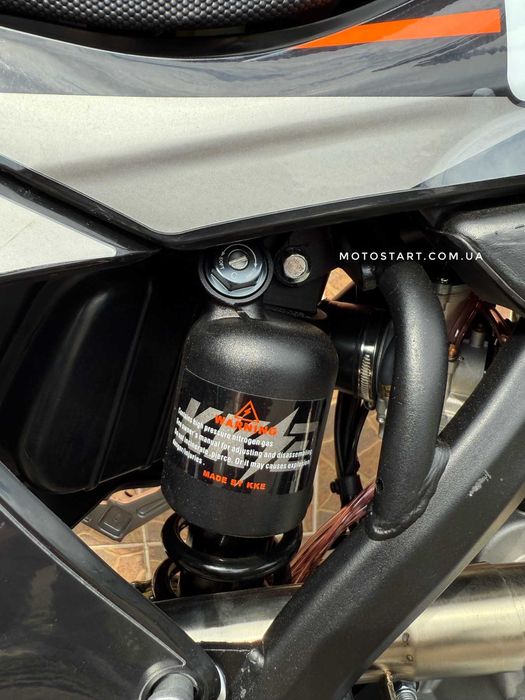 Мотоцикл Geon GNC 300 5 і 6-ступки - новинка 2025 року