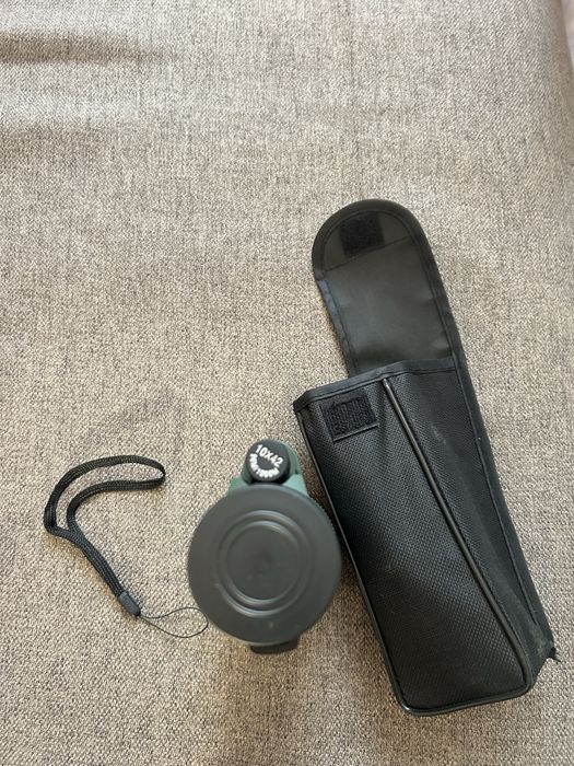 Монокуляр зум 10*42