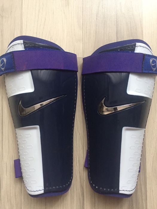 Ochraniacze firmy nike