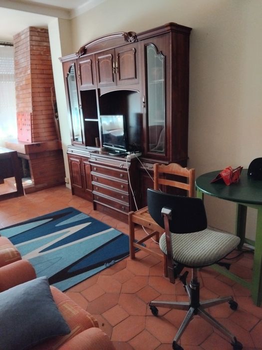 Arrenda- se quarto em  Coimbra
