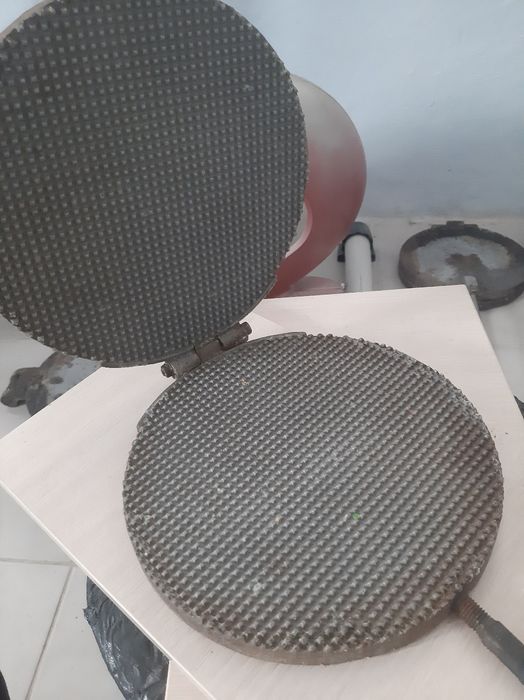 Вафельниці підамідки