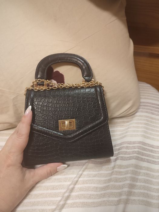 Сумочка-клатч new look