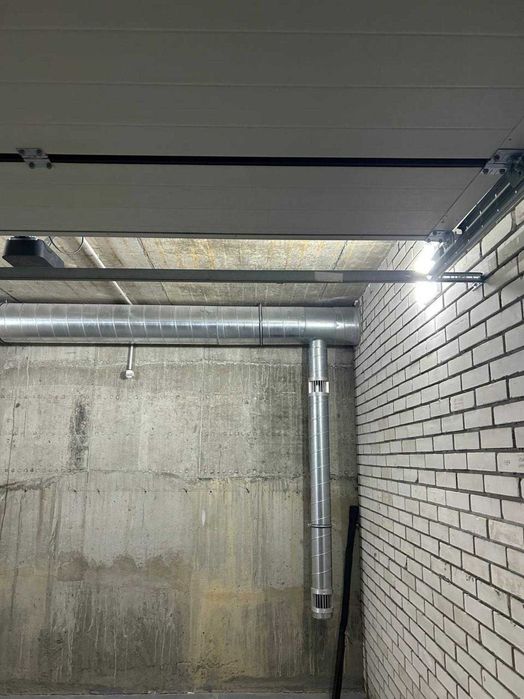 Продаж Гаража Озерна вул. Кармелюка 3в новобудова Агора з ремонтом 20м