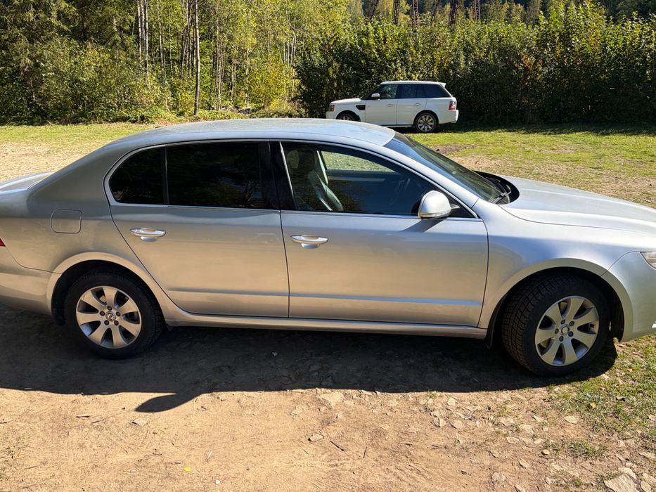 Skoda superb 2012