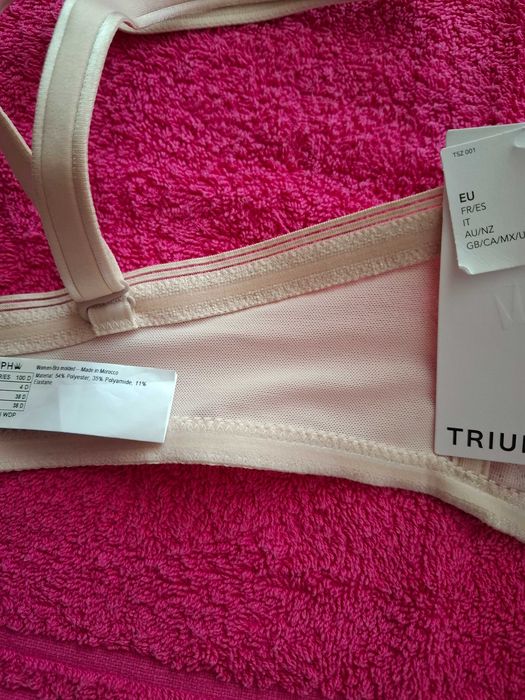 Biustonosz Triumph 85D z odpinanymi ramiączkami
