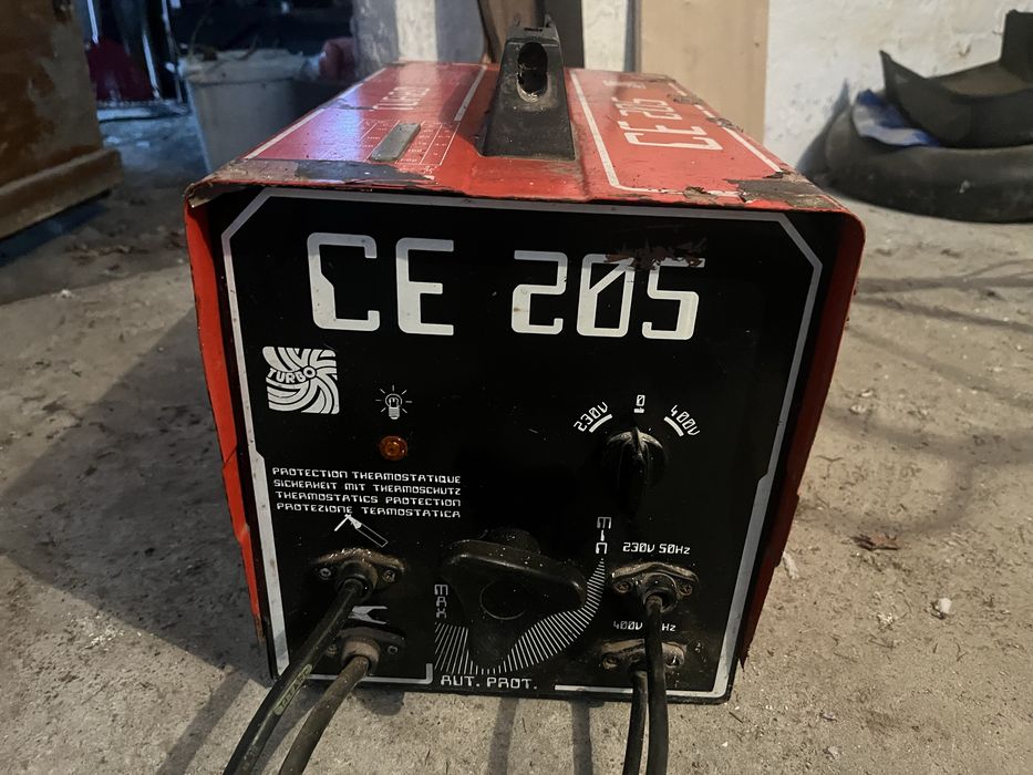 Spawarka CE 205 Turbo 230 i 400  V ***