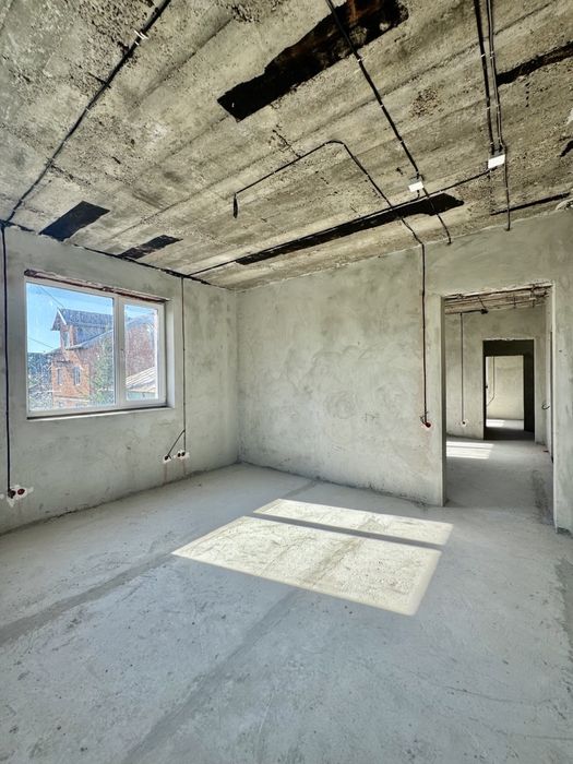 4-х кімнатна квартира в с. Підпечери, біля Івано-Франківська.