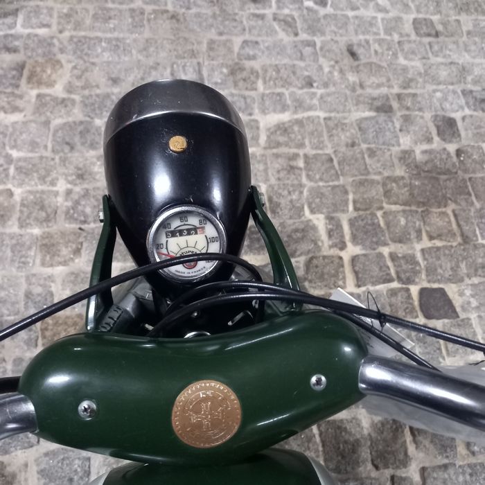 Sachs Saxonette  .