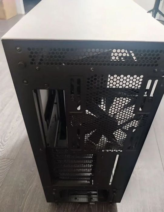 Корпус ДЛЯ ПК NZXT Atx h710i