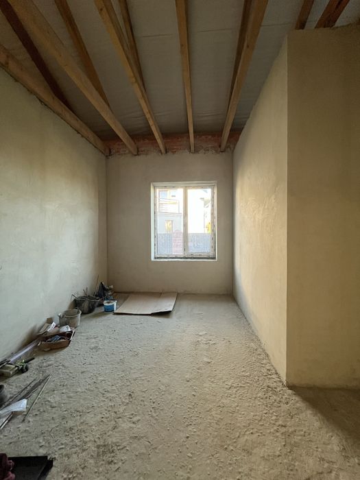 Продається одноповерховий особняк в передмісті Івано-Франківська