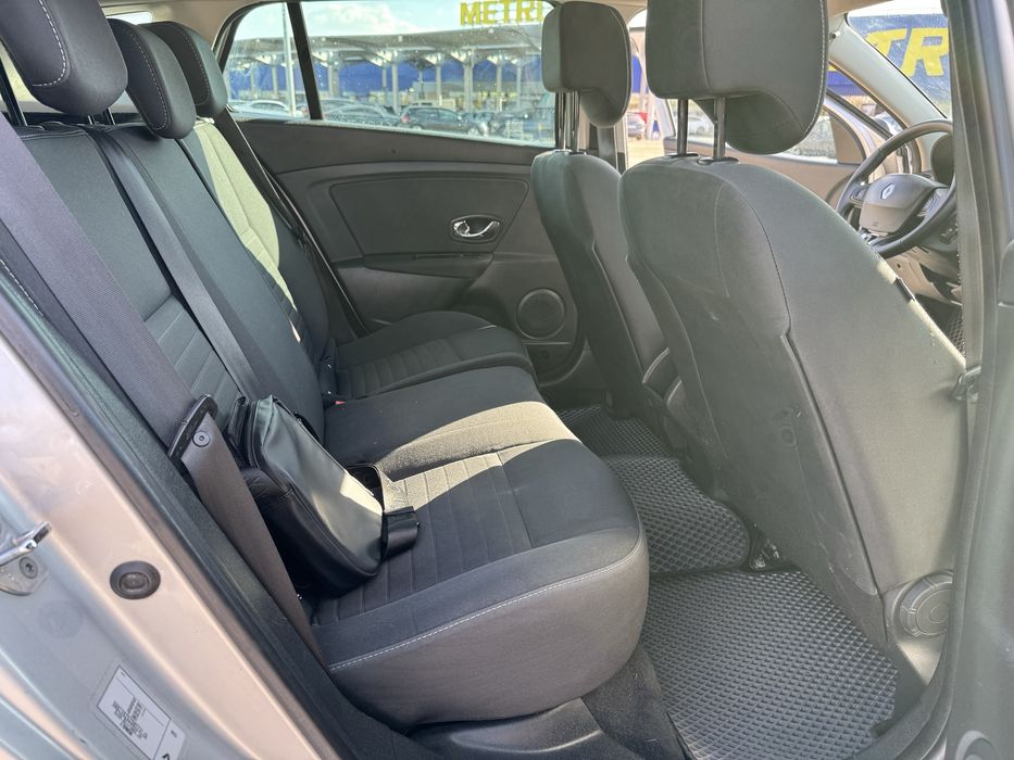 RENAULT megane 3  2015р