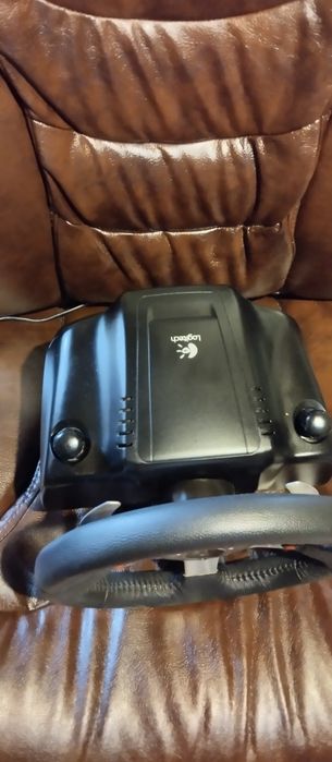 Руль для ПК Logitech g25