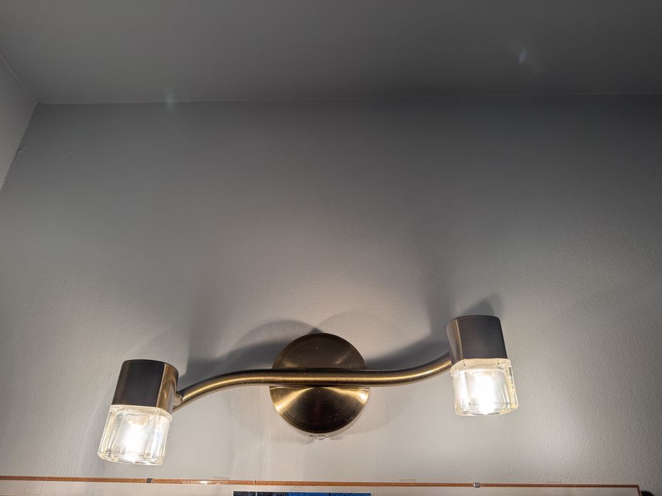 Zestaw oswietlenia kinkiet i zyrandol