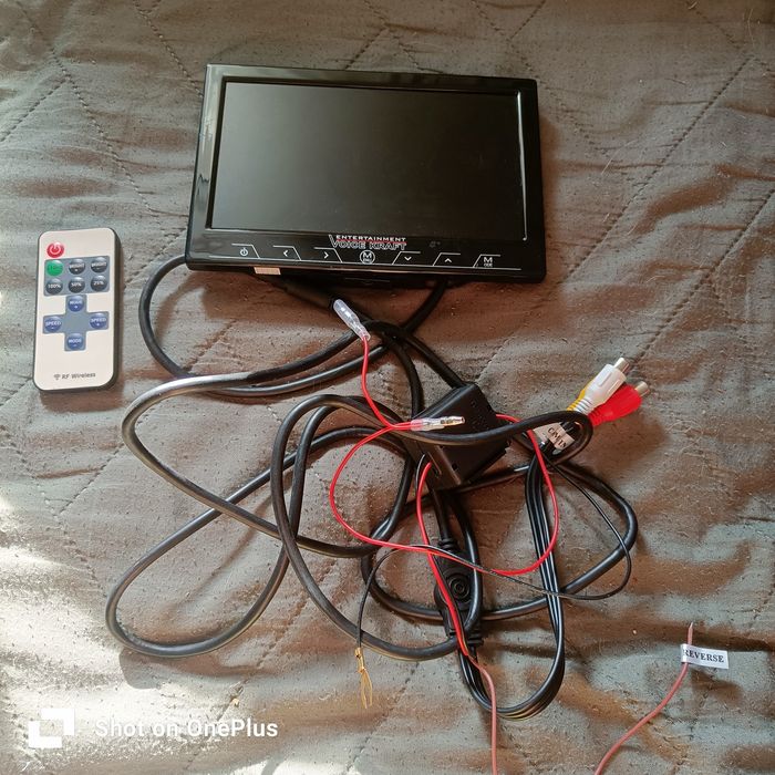 Monitorek do kamerki cofania