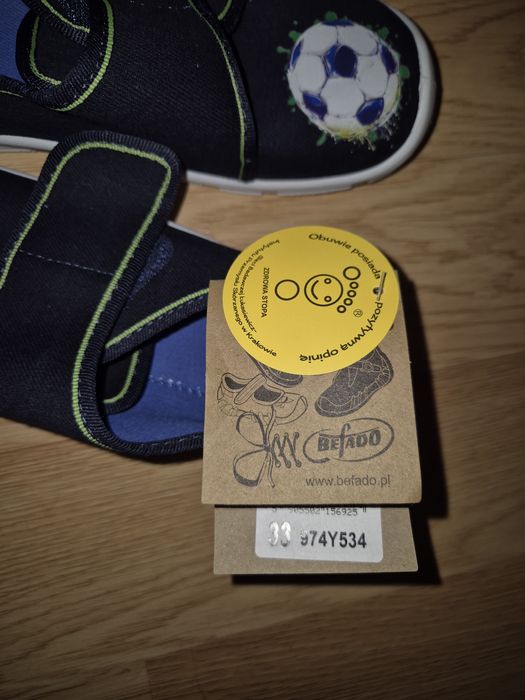 Trampki, tenisówki, kapcie szkolne r. 33 Befado