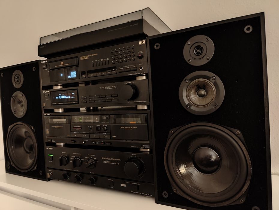 Музыкальный центр SONY