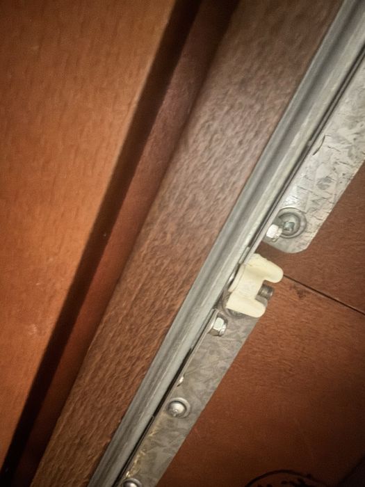 Stół 150/90 rozkładany  do 230  + 6 szt. krzeseł- komplet