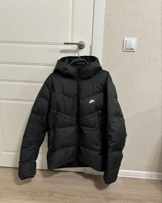 Зимова куртка пуховик Nike