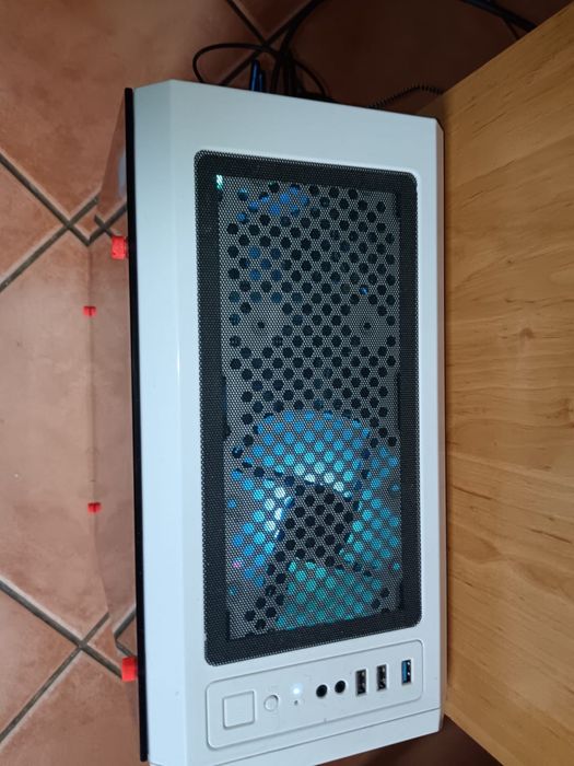 Torre gaming ryzen 5