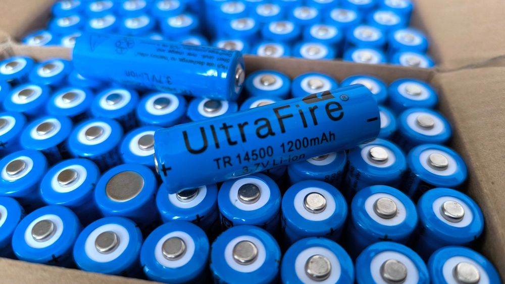 Акумулятор батерейка АА ultrafire 14500 1200mah / 18650 21700 32700