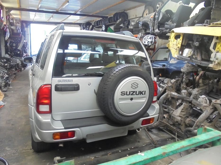 SUZUKI VITRA PARA PEÇAS