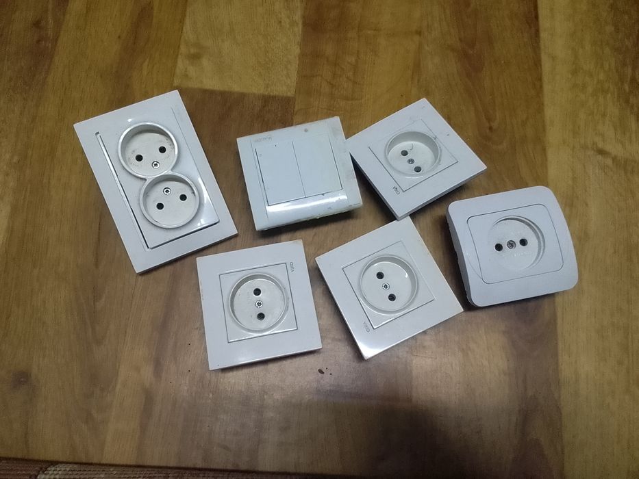 Розетки veko и др. Читайте объявление  полностью

50 грн/ш