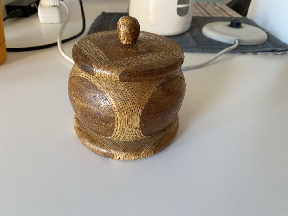 Продам сахарница дерево можжевельник