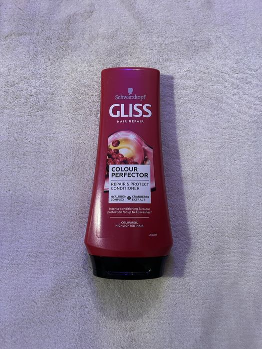 Schwarzkopf Gliss Colour Perfector odżywka do włosów