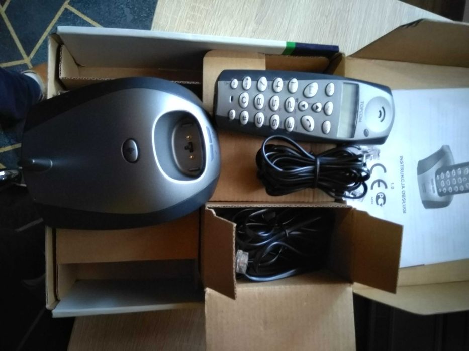 Telefon stacjonarny bezprzewodowy Topcom