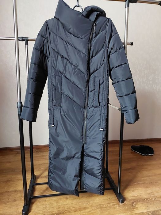 Зимова чорна куртка, 46 розмір.