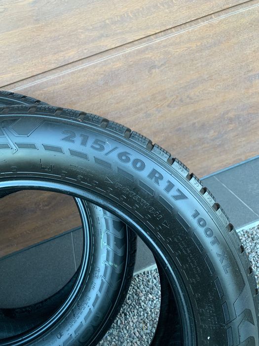 Opony Nokian Suv 215/60/17 100T cena za kpl 4szt. XL