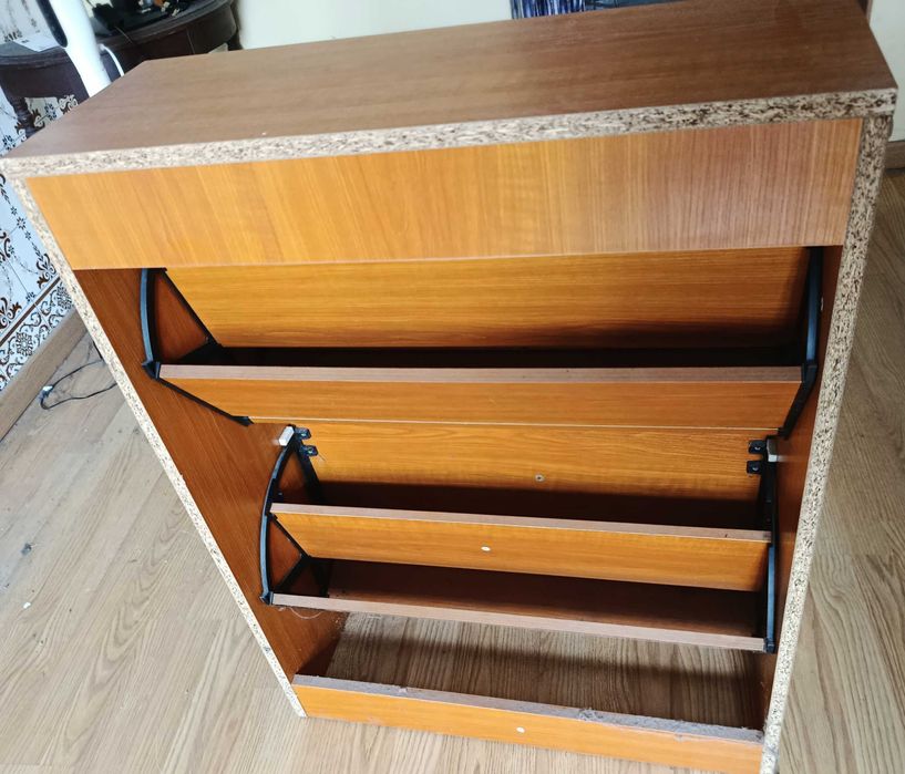 Sapateira com Excelentes Arrumos