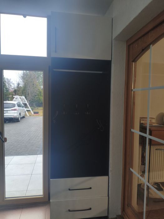 Szafa do przedpokoju