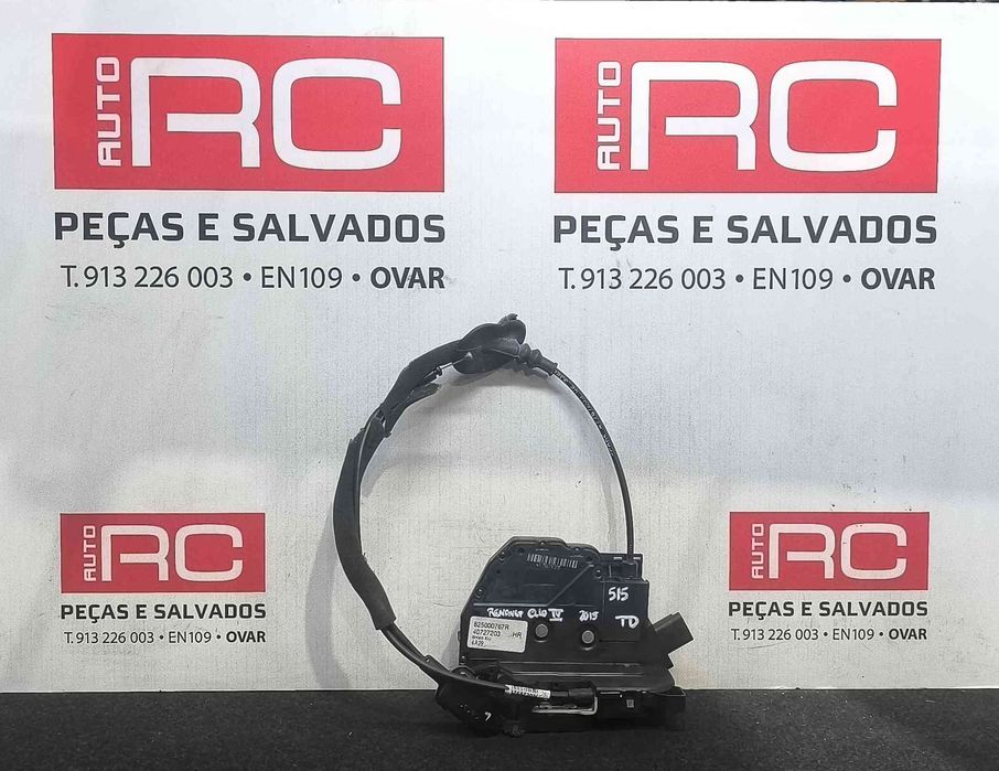 Fechadura / Fecho Porta Trás Direito 825000767R - RENAULT CLIO IV