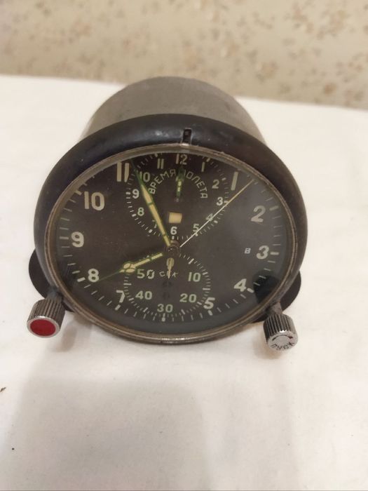 Часы АЧС 1  авиационные. Самолетные
